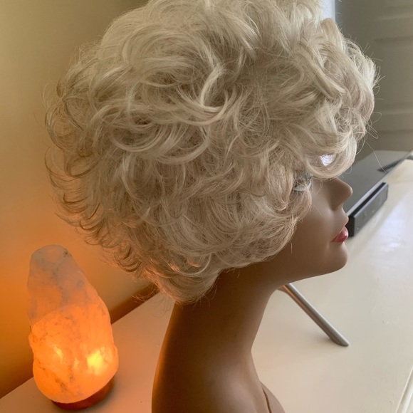 Soft Big Curls - Picture 4 of 6